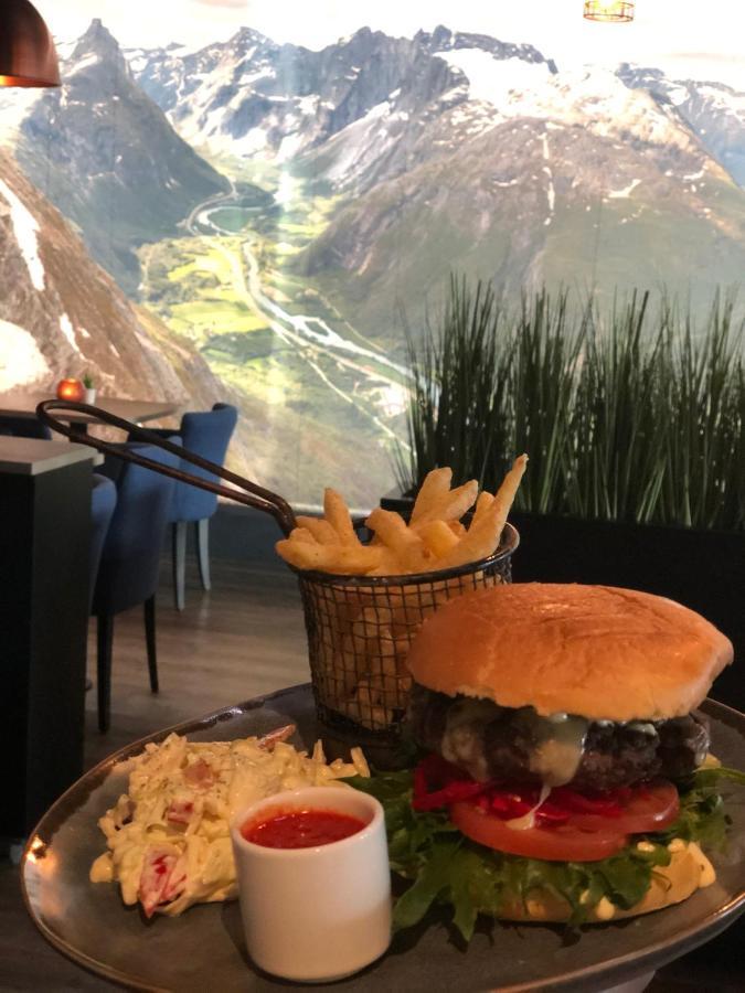 Grand Hotel - By Classic Norway Hotels Åndalsnes المظهر الخارجي الصورة
