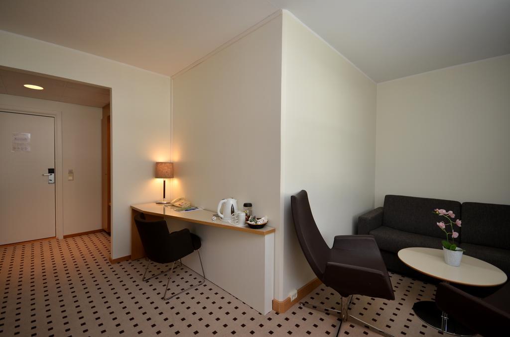 Grand Hotel - By Classic Norway Hotels Åndalsnes المظهر الخارجي الصورة